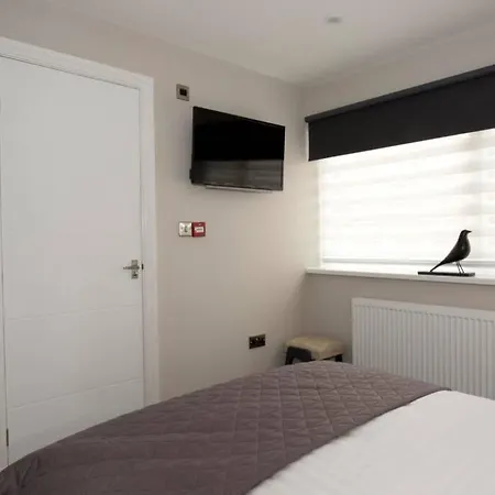 Blackbird Luxury 2 Bed Accommodation Room 7 Blackpool Exterior photo