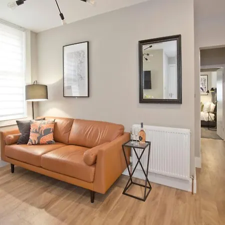 Blackbird Luxury 2 Bed Accommodation Room 7 Blackpool Exterior photo
